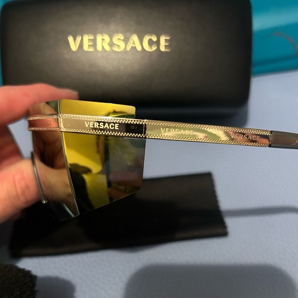 /traded/🔥 Versace Unisex Sunglasses 🕶️ VE 2208 1002/7P - Picture 10 of 16